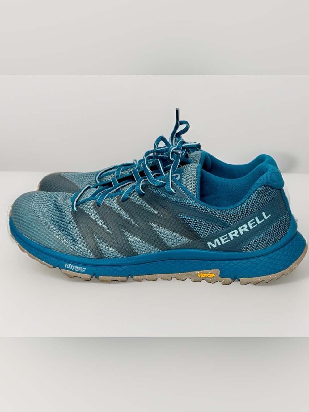 Merrell Womens Size 11 Bare Access XTR ECO J066420 Green Hiking Shoes Sneakers